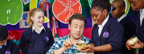 Kinderen eten gezonder door lessen over voeding